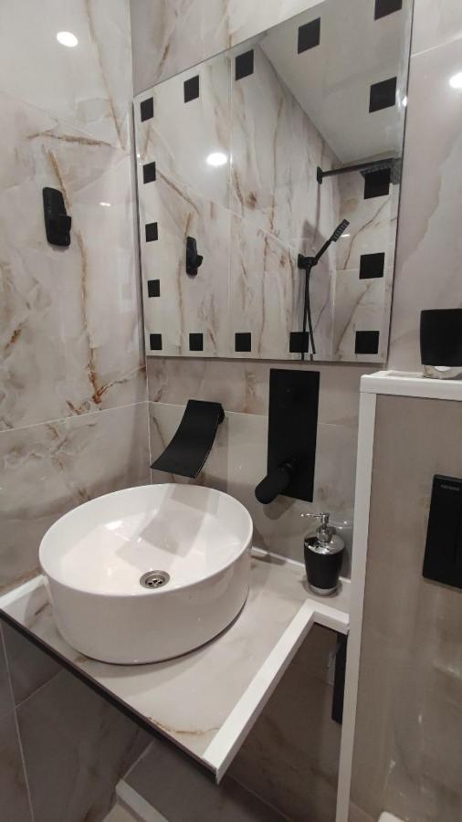 Студио В Центъра На Бургас Apartment Exterior photo