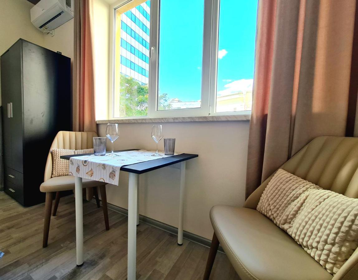 Студио В Центъра На Бургас Apartment Exterior photo